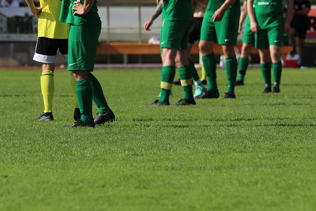 法乙焦点战：克莱蒙VS亚眠.