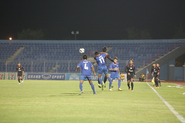 F1新加坡站：诺里斯轻松夺冠 维斯塔潘亚军.